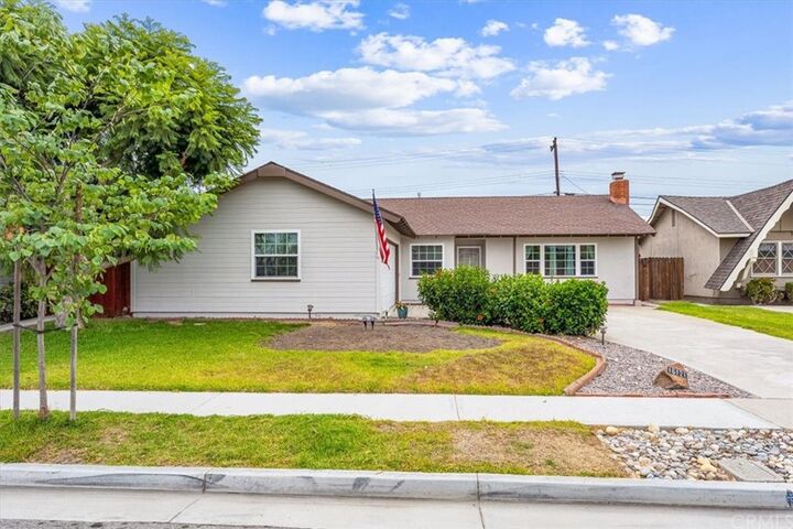 Property Photo:  16121 Fantasia Lane  CA 92649 