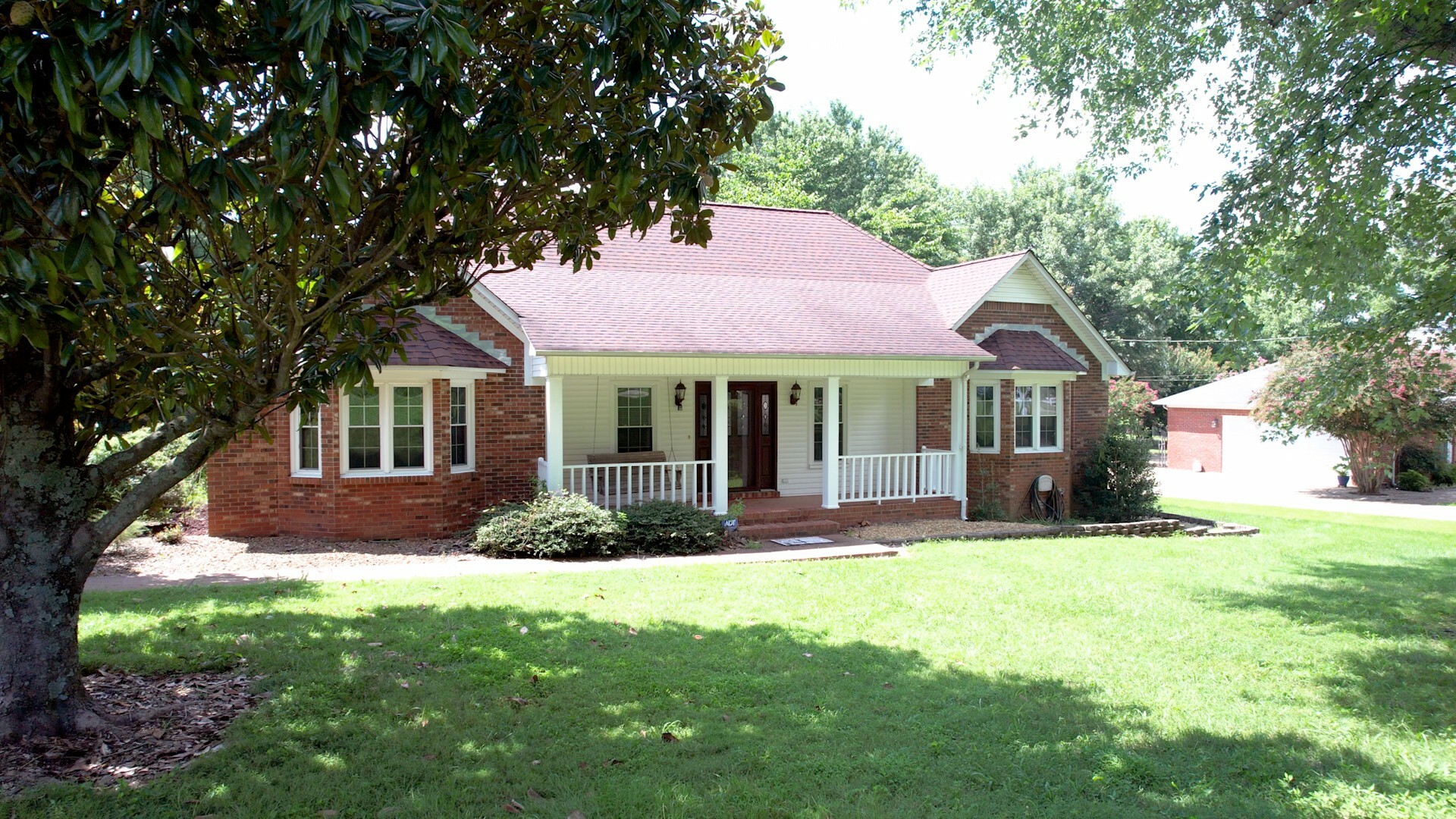 1066 Cliff White Rd  Columbia TN 38401 photo