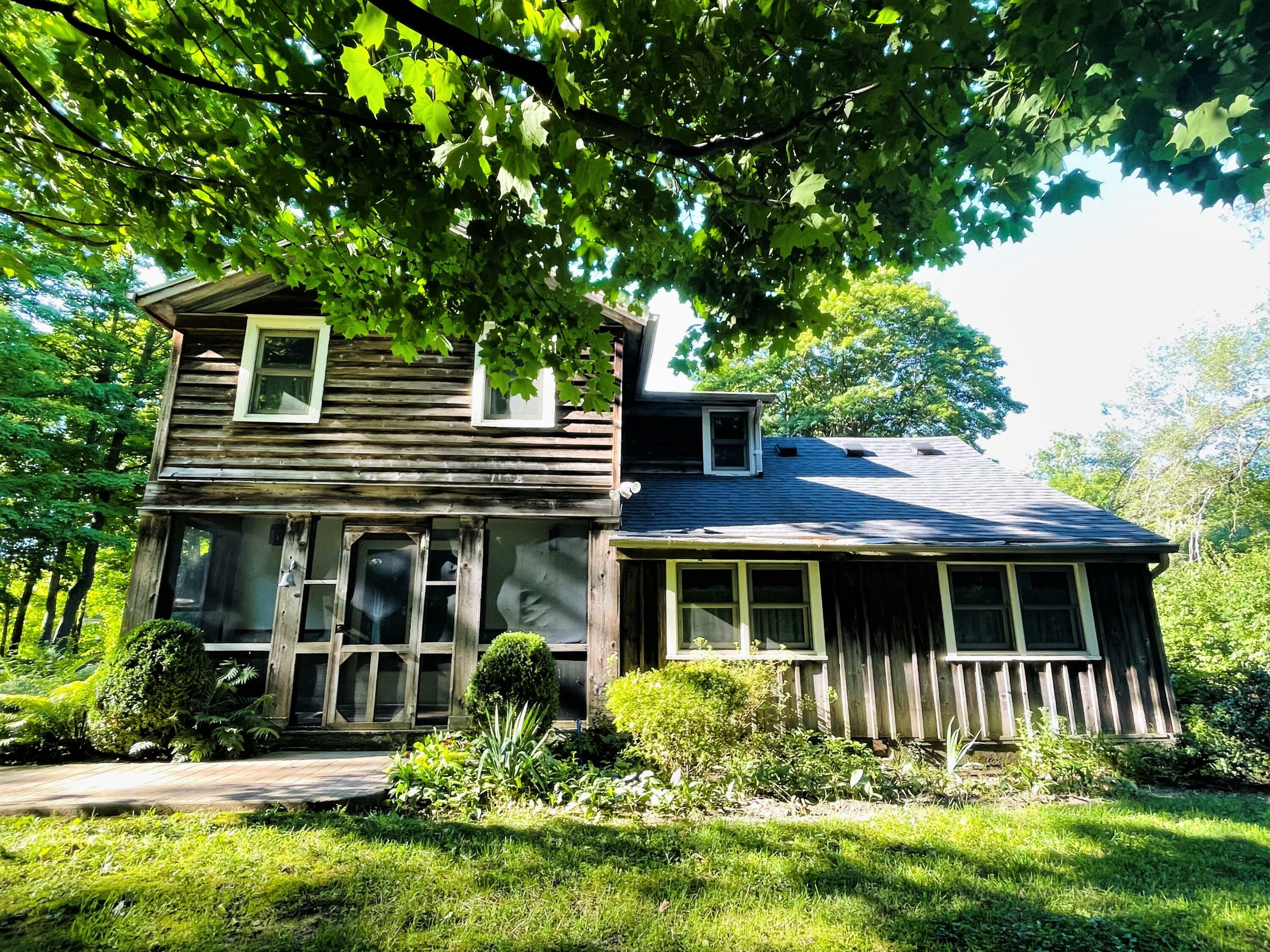 Property Photo: 1915 N 5th Street MI 49120