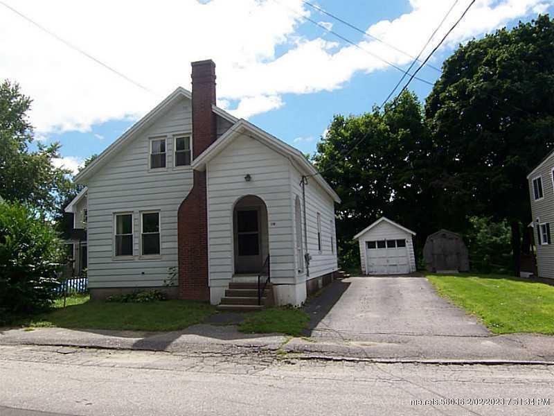 Property Photo:  19 Fairlawn Avenue  ME 04240 