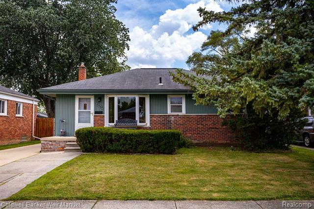 Property Photo:  25584 Barbara Street  MI 48066 