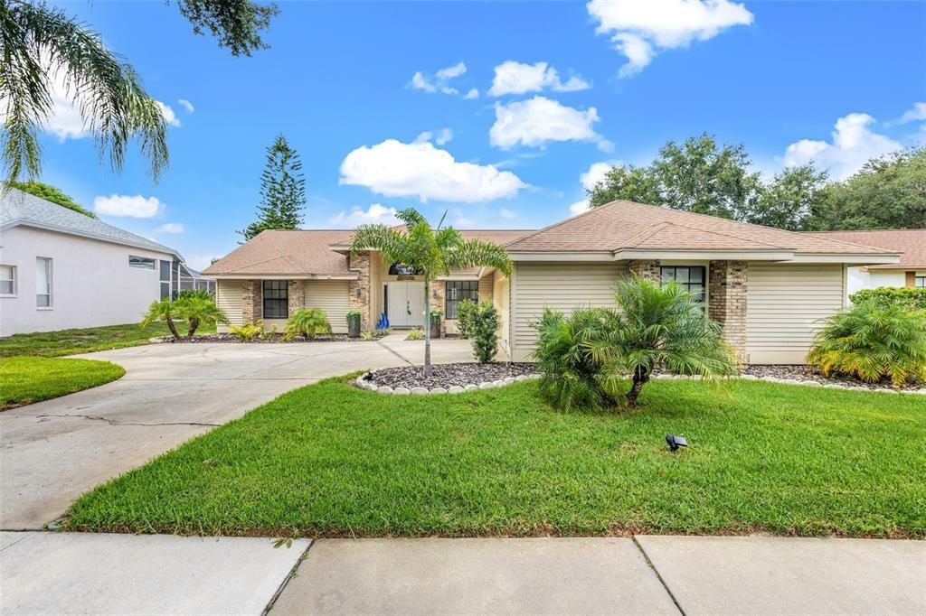 Property Photo:  3122 Summervale Drive  FL 34691 