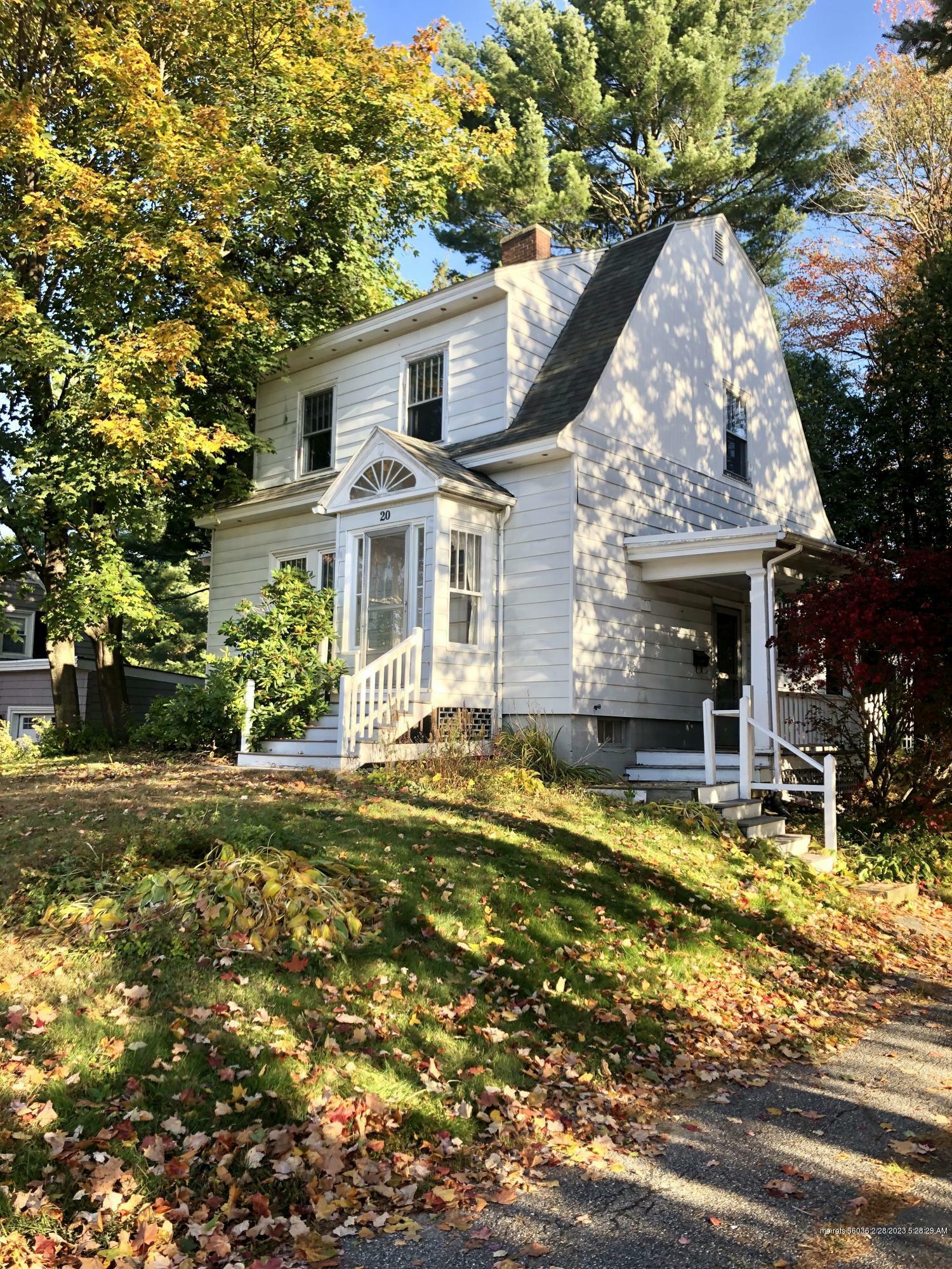 Property Photo:  20 Fairlawn Avenue  ME 04240 