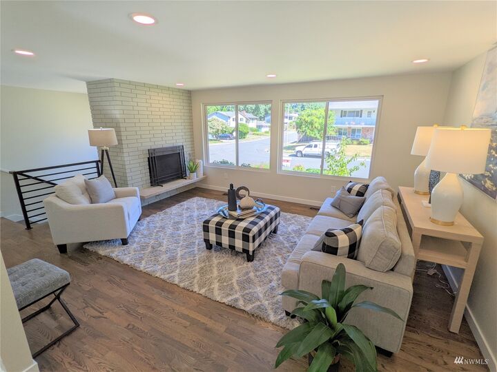 Property Photo: 11605 NE 150th Place WA 98034