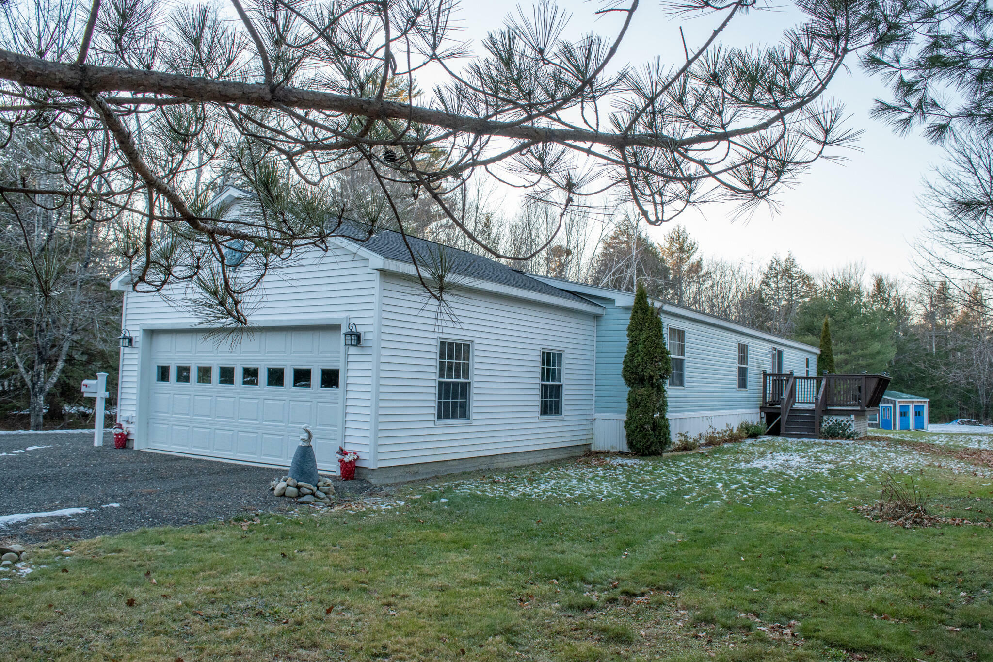 Property Photo:  1381 Pond Road  ME 04352 