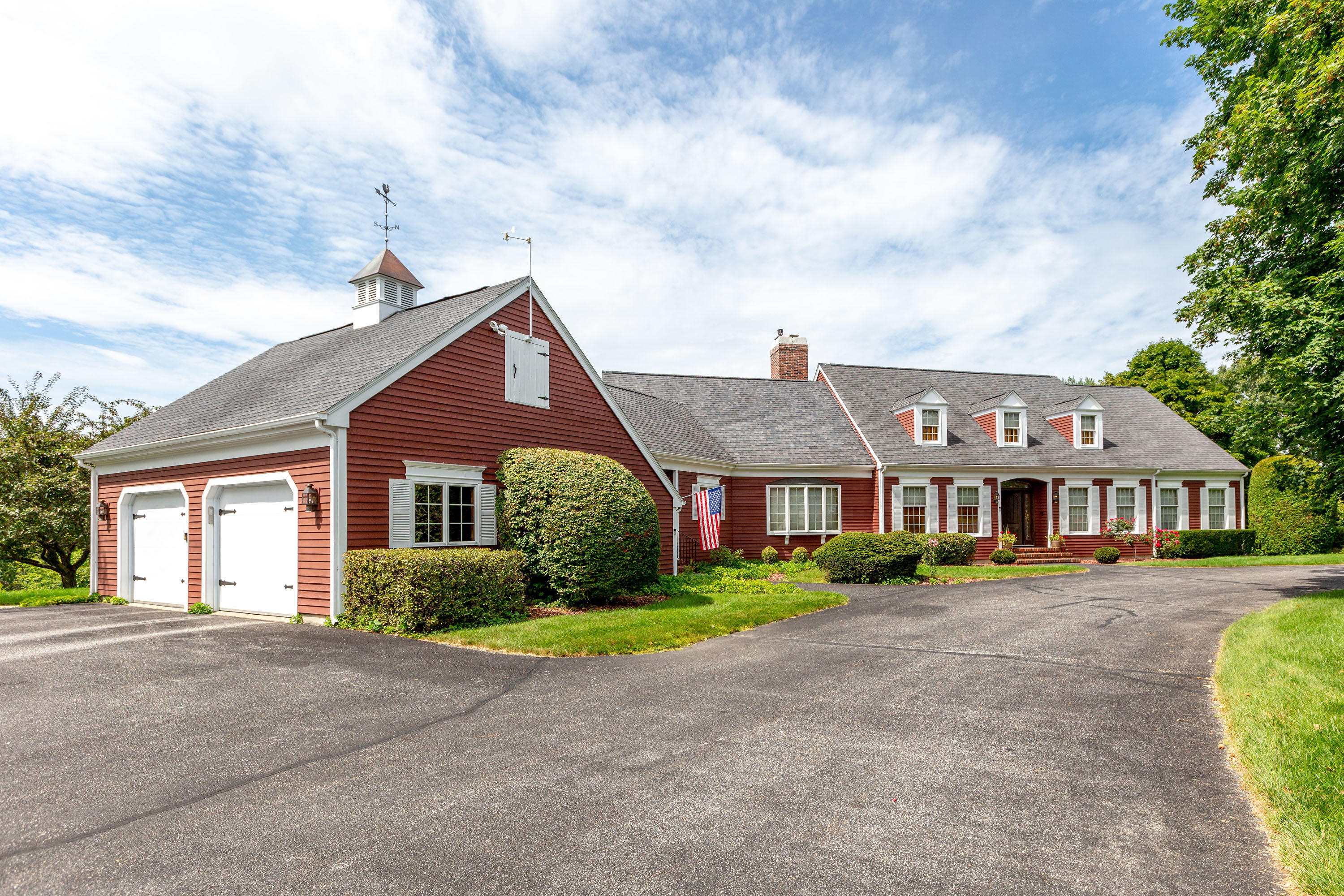 Property Photo:  24 Amberley Way  ME 04210 