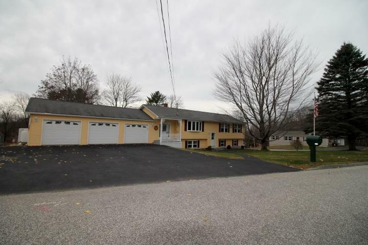Property Photo: 7 Sherry Lane ME 04210