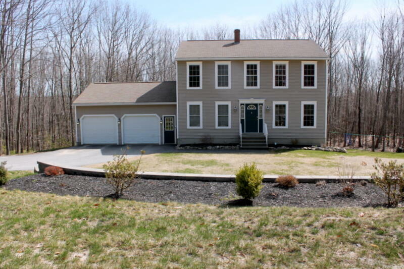 Property Photo: 29 Pond Ridge Drive ME 04240