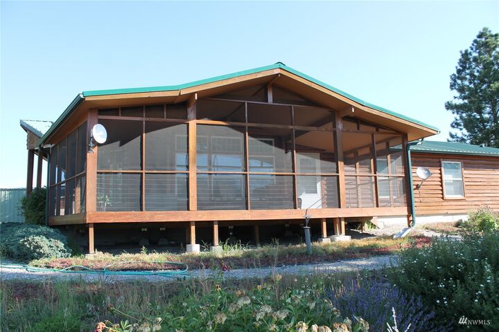 MLS1983226 32 E Sourdough Road, Tonasket, WA 98855