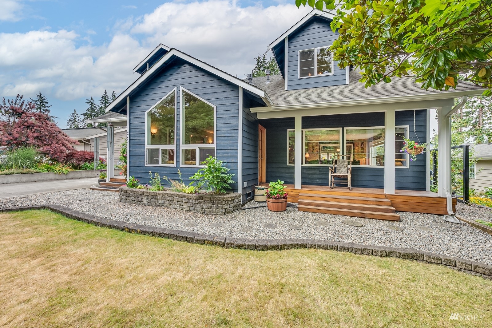 Property Photo:  11243 NE 53rd Street  WA 98033 