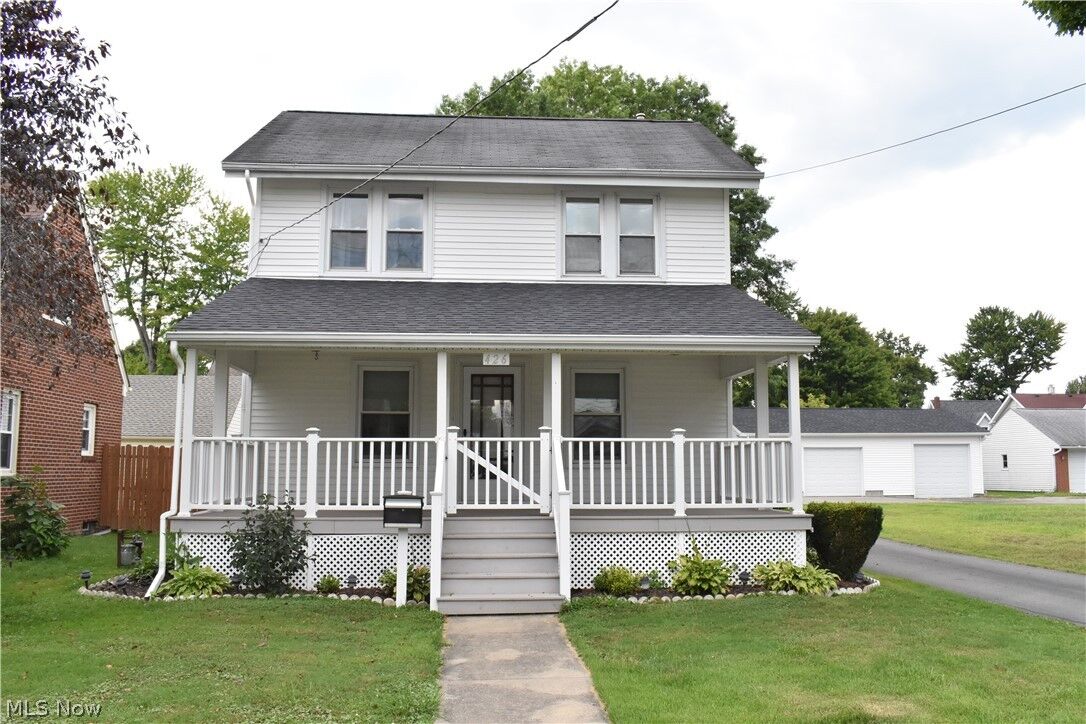 Property Photo:  426 S Canal Street  OH 44444 