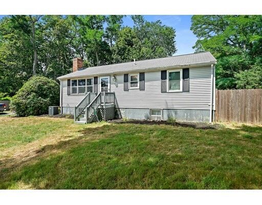 Property Photo: 442 Careswell Street MA 02050