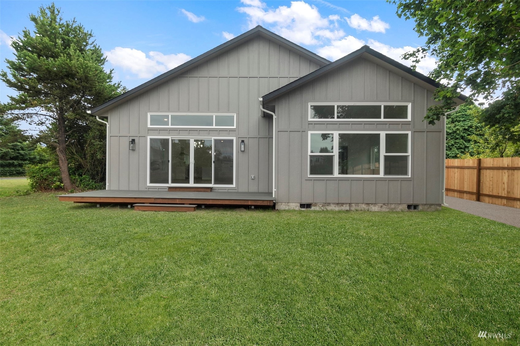 Property Photo: 320 Cockle Street SW WA 98569