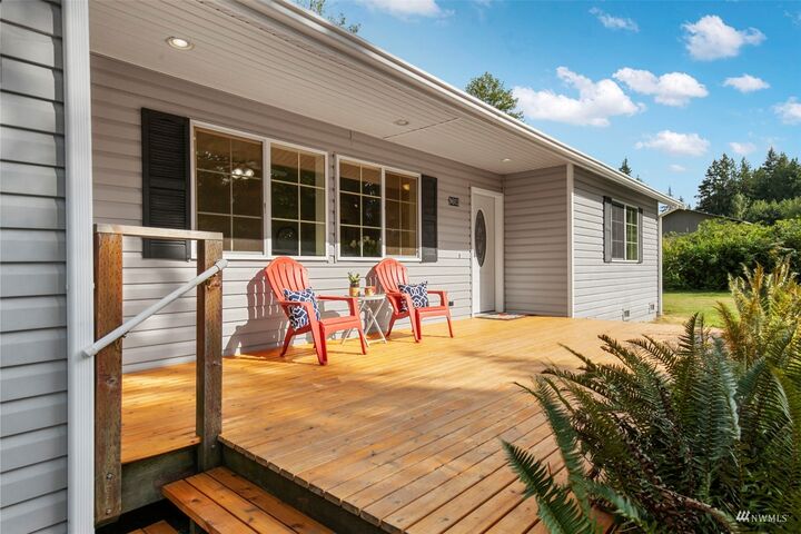 Property Photo:  9603 NE Chuck Way  WA 98346 