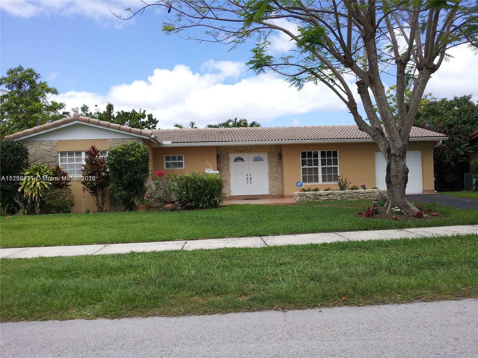 Property Photo:  2834 SW 124th Pl  FL 33175 