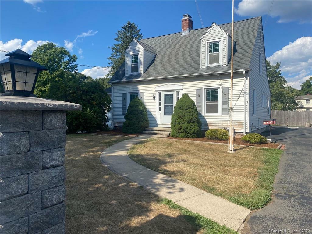 Property Photo: 475 Meriden Avenue CT 06489