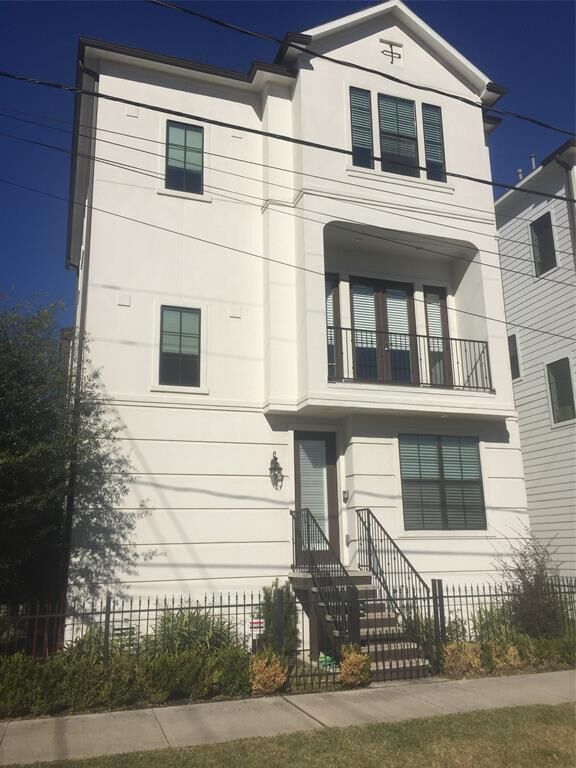 Property Photo:  2502 Bevis Street  TX 77008 