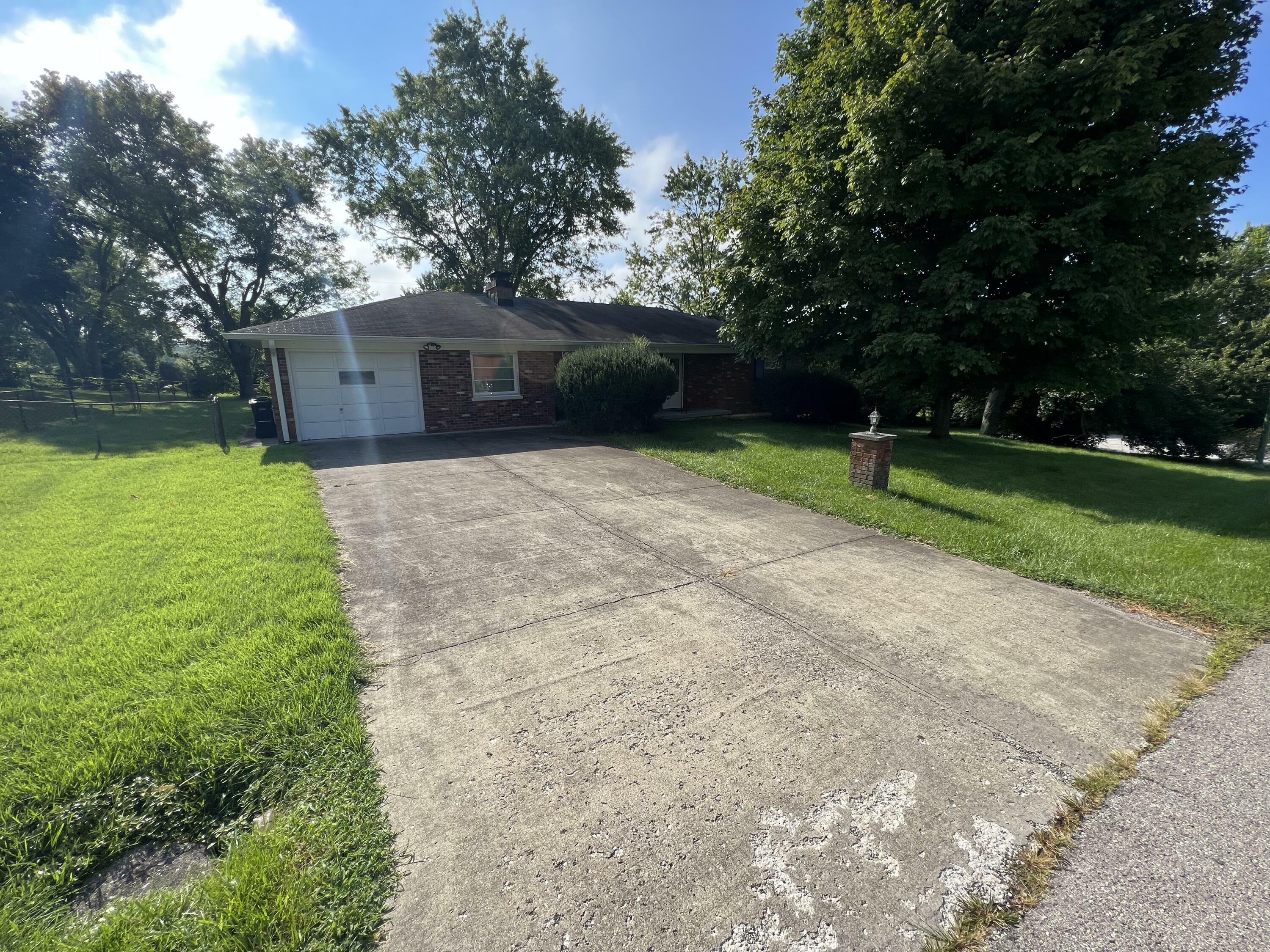 Property Photo:  341 Cardinal  KY 40601 