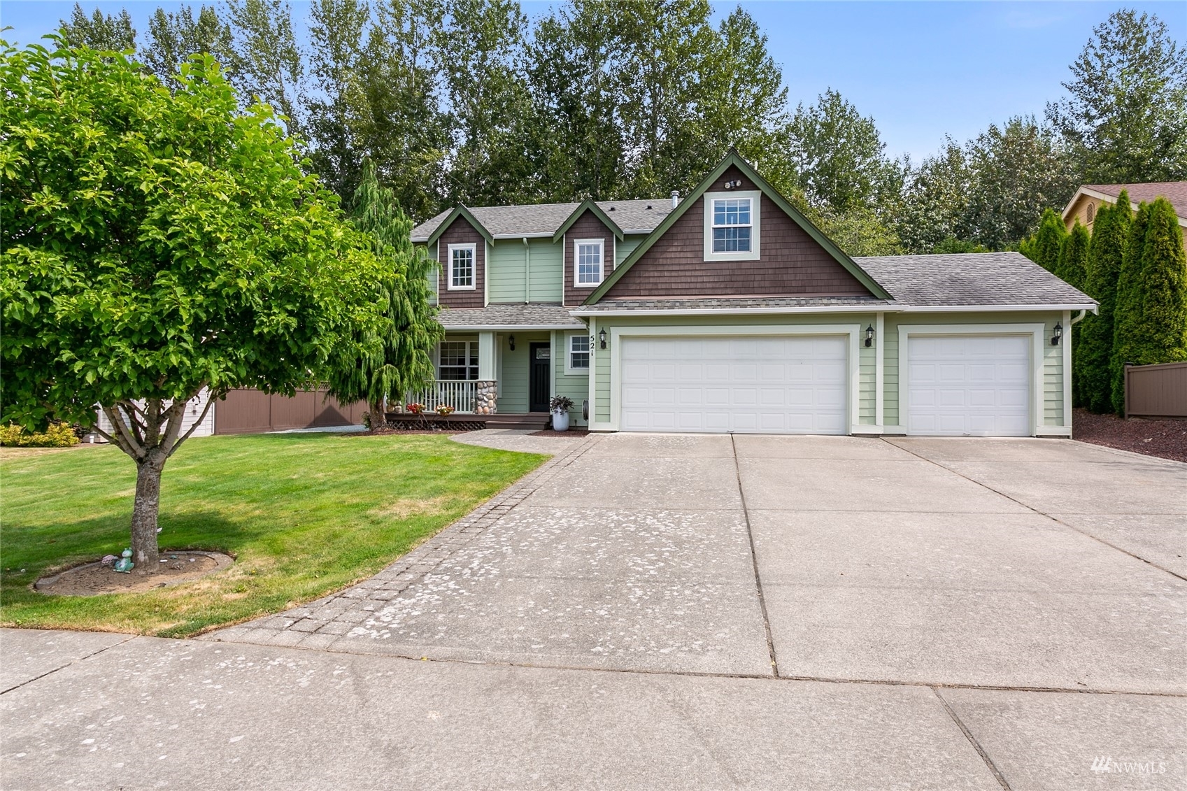 Property Photo: 521 40th Street WA 98229