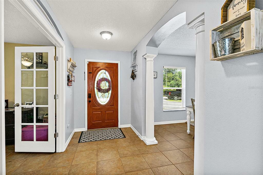 Property Photo: 51 Renworth Lane FL 32164