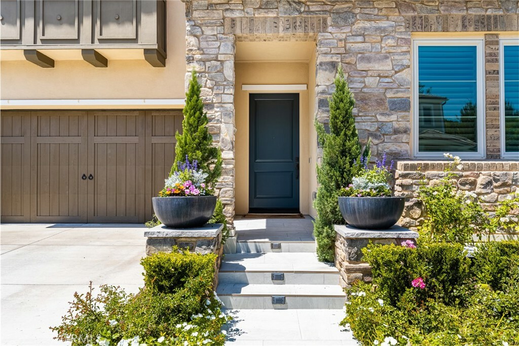 Property Photo:  65 Derby  CA 92602 
