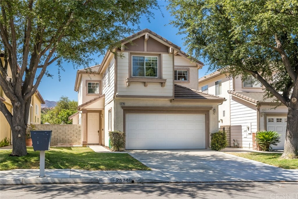 Property Photo:  25740 Wordsworth Lane  CA 91381 