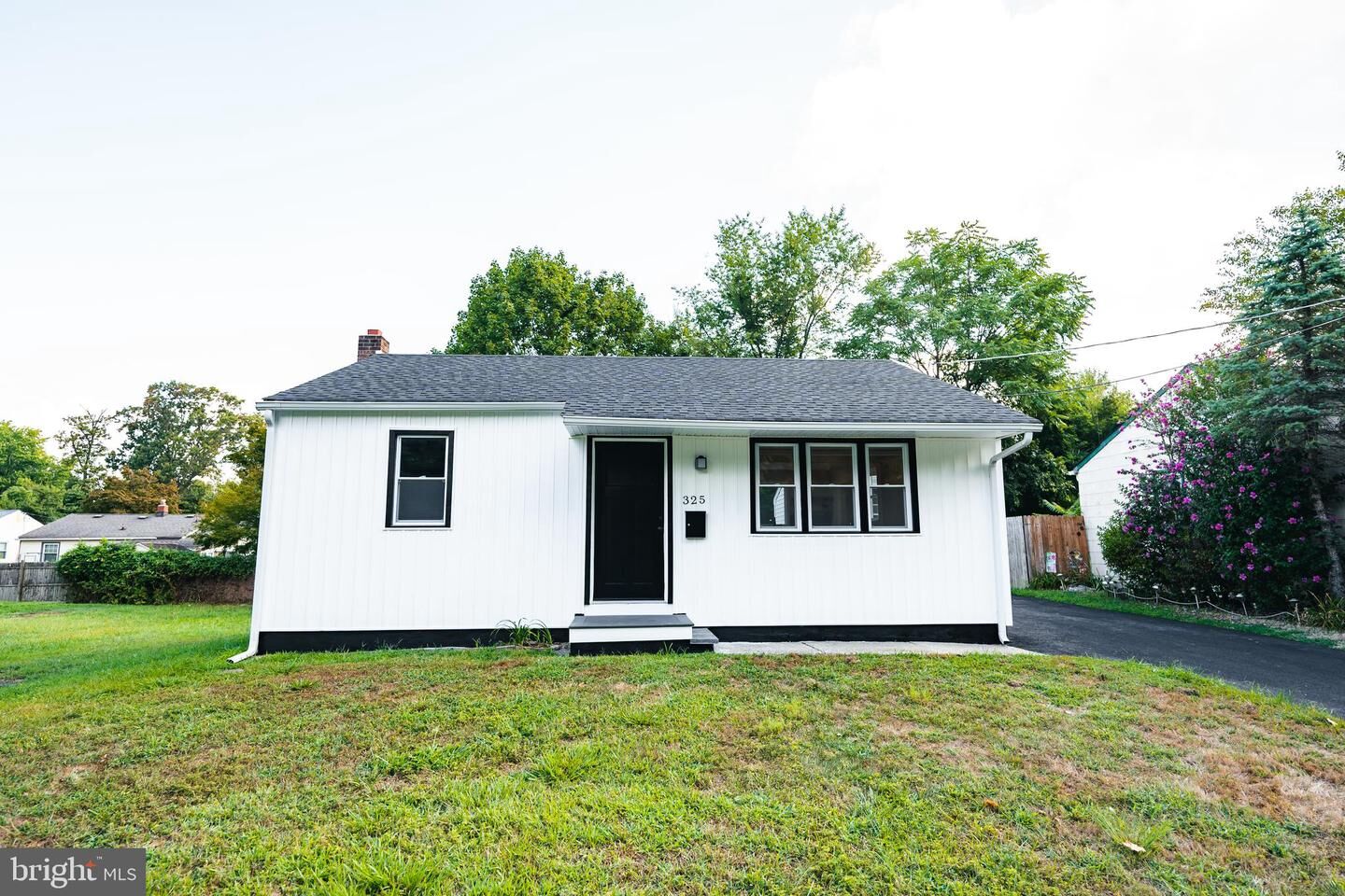 Property Photo:  325 Chews Landing Road  NJ 08021 