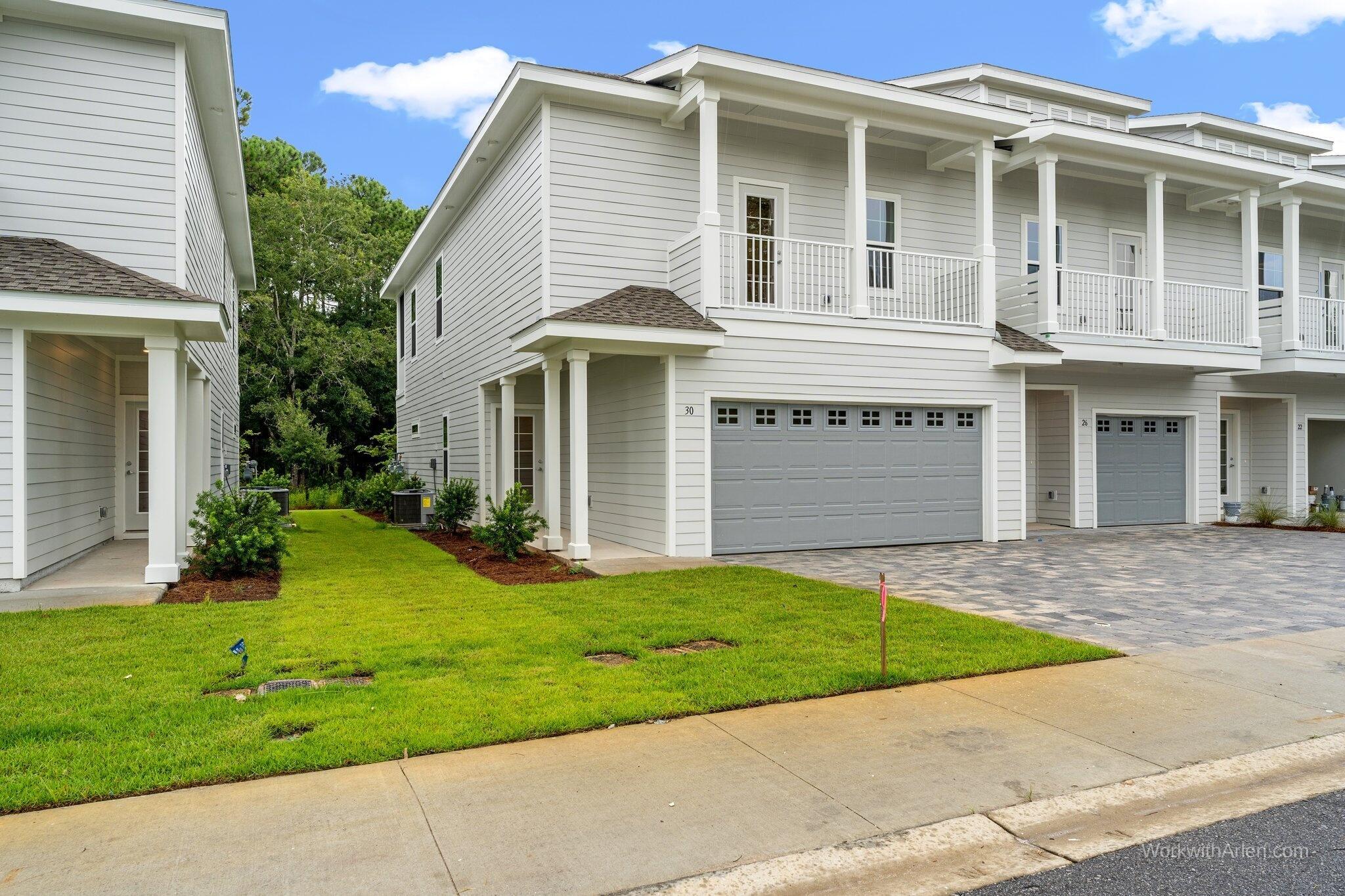 Property Photo: 30 Kara Lake Drive FL 32459
