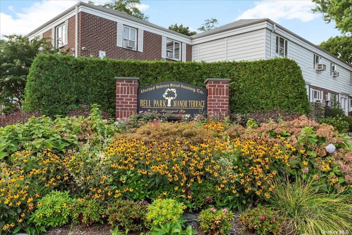 Property Photo: 86-14 231 Street Upper NY 11427