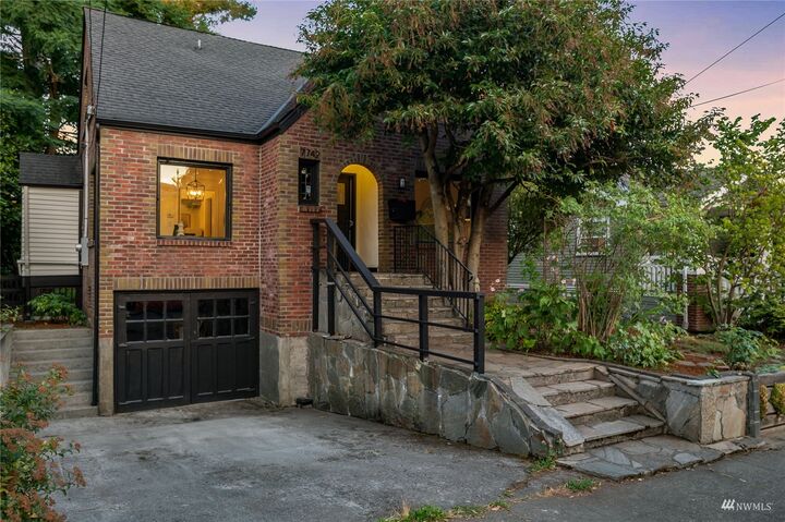 Property Photo:  7742 14th Avenue NW  WA 98117 