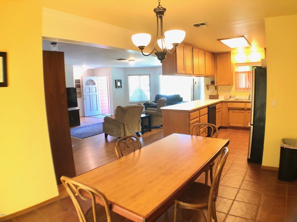 Property Photo: 601 S Sanderson Way CA 95437