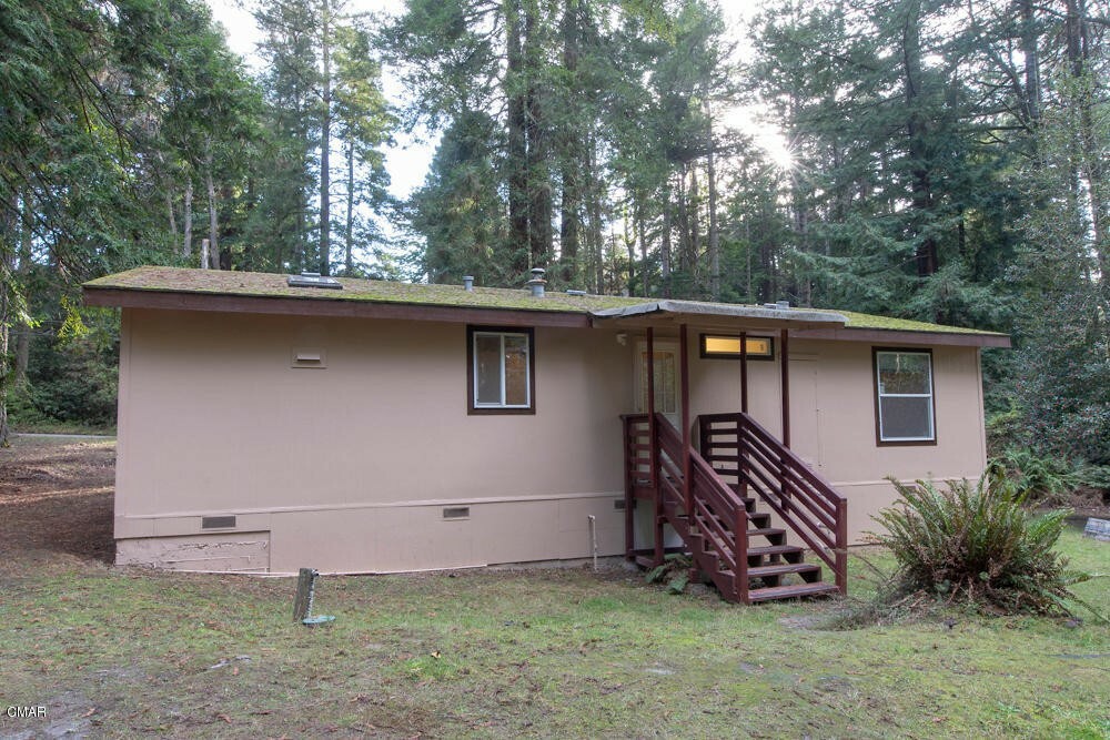 Property Photo:  19651 Benson Lane  CA 95437 