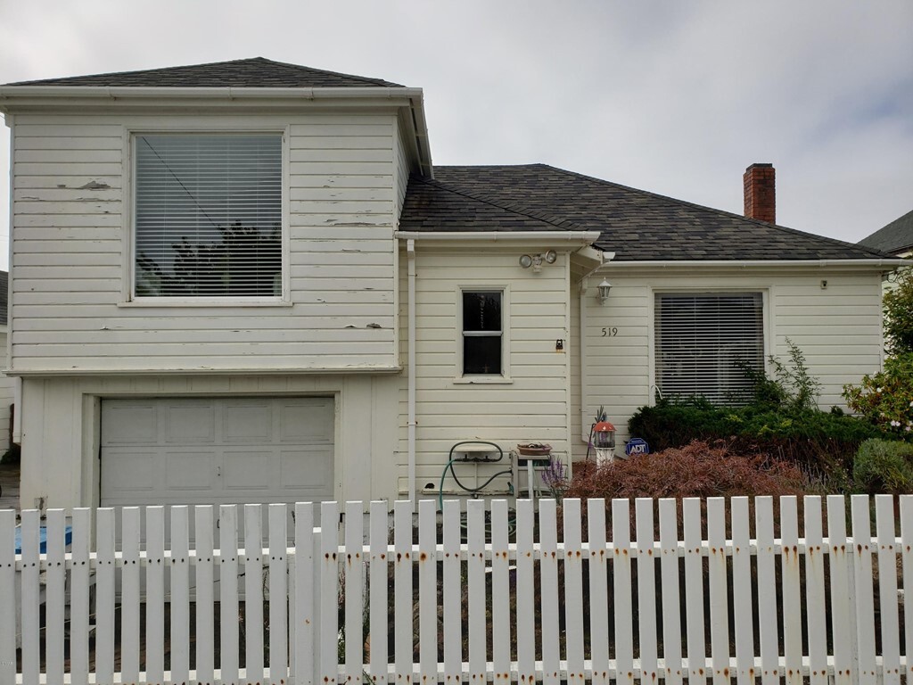 Property Photo: 519 N Whipple Street CA 95437