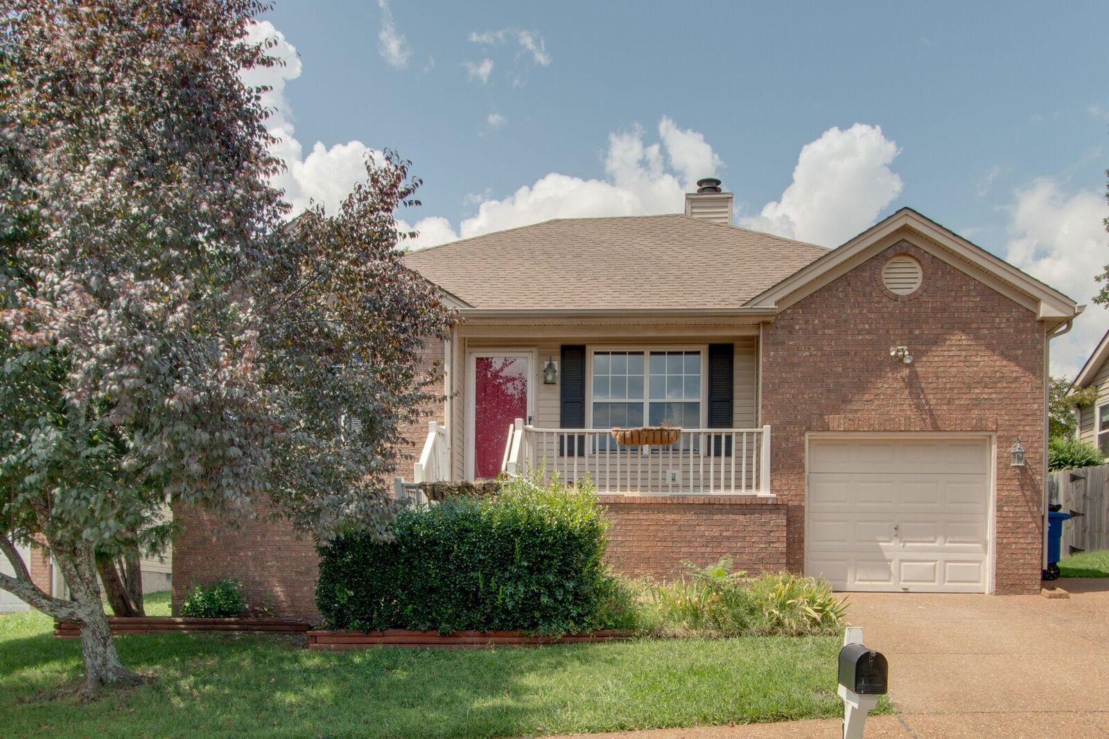 Property Photo:  2130 Melody Dr  TN 37067 