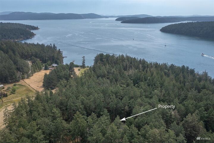 Property Photo:  571 Old Farm Road  WA 98245 