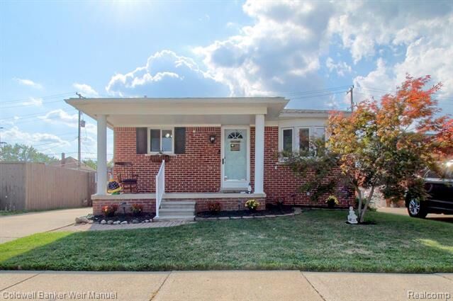 1136 5th Street  Wyandotte MI 48192 photo