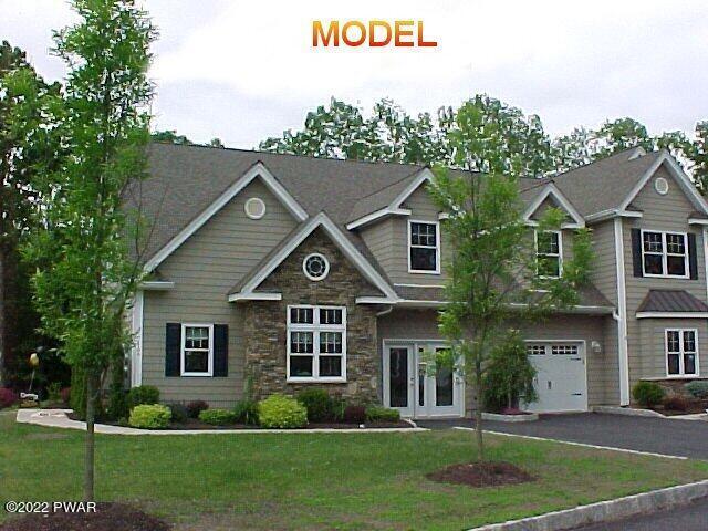 700 Macintosh Way  Matamoras PA 18336 photo