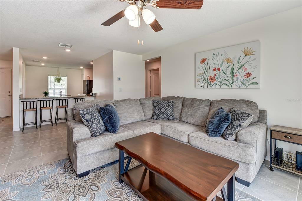 Property Photo:  2871 Chalmer Street  FL 32738 