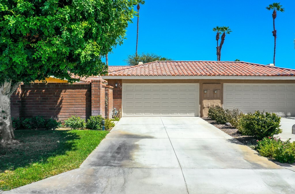 Property Photo:  312 Paseo Primavera  CA 92260 