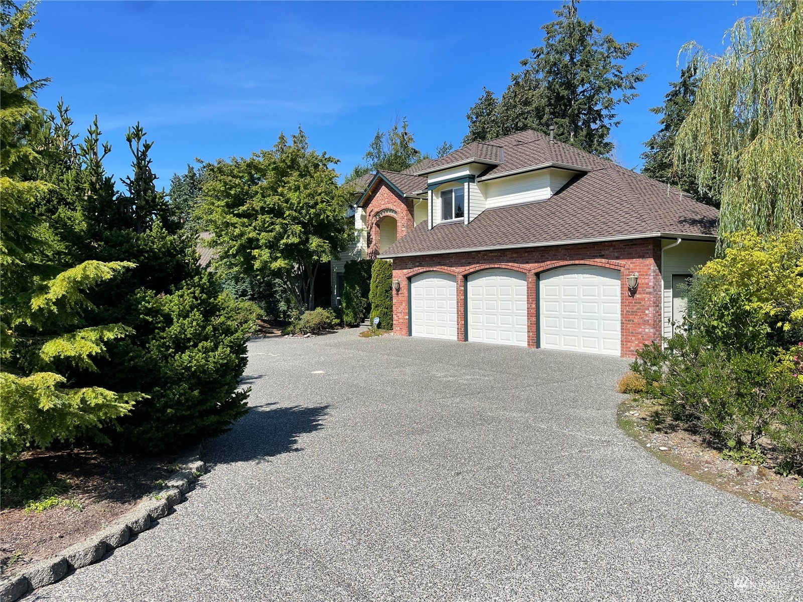 Property Photo:  230 Lilac Drive  WA 98273 