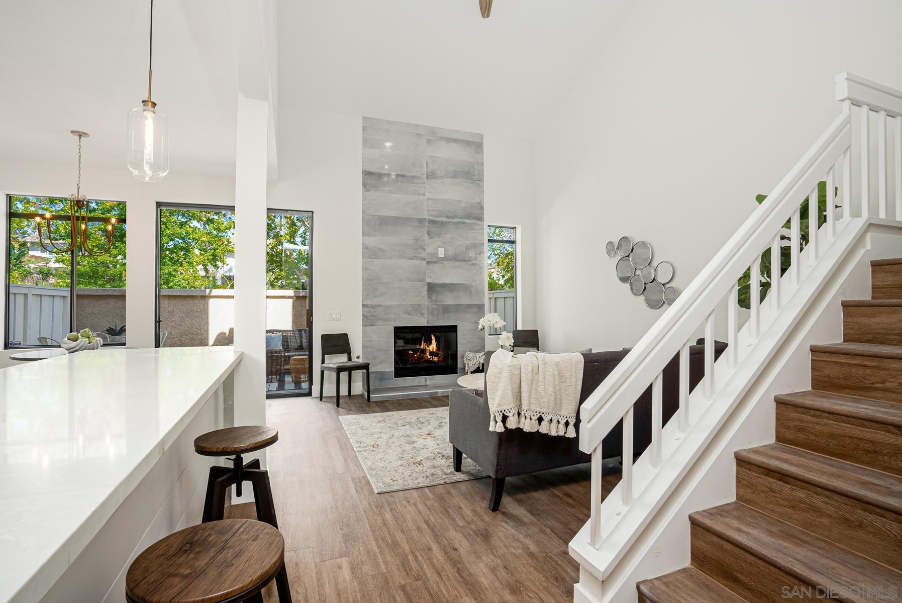 Property Photo: 3813 Creststone Pl CA 92130