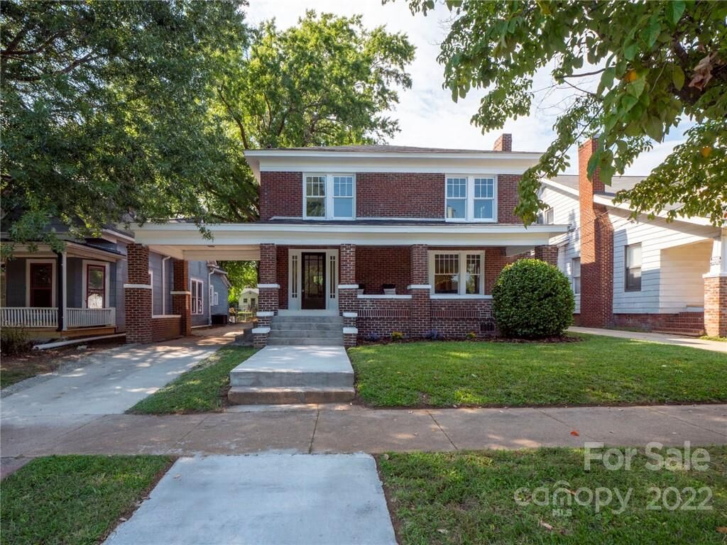 Property Photo:  1218 Main Street  NC 28144 