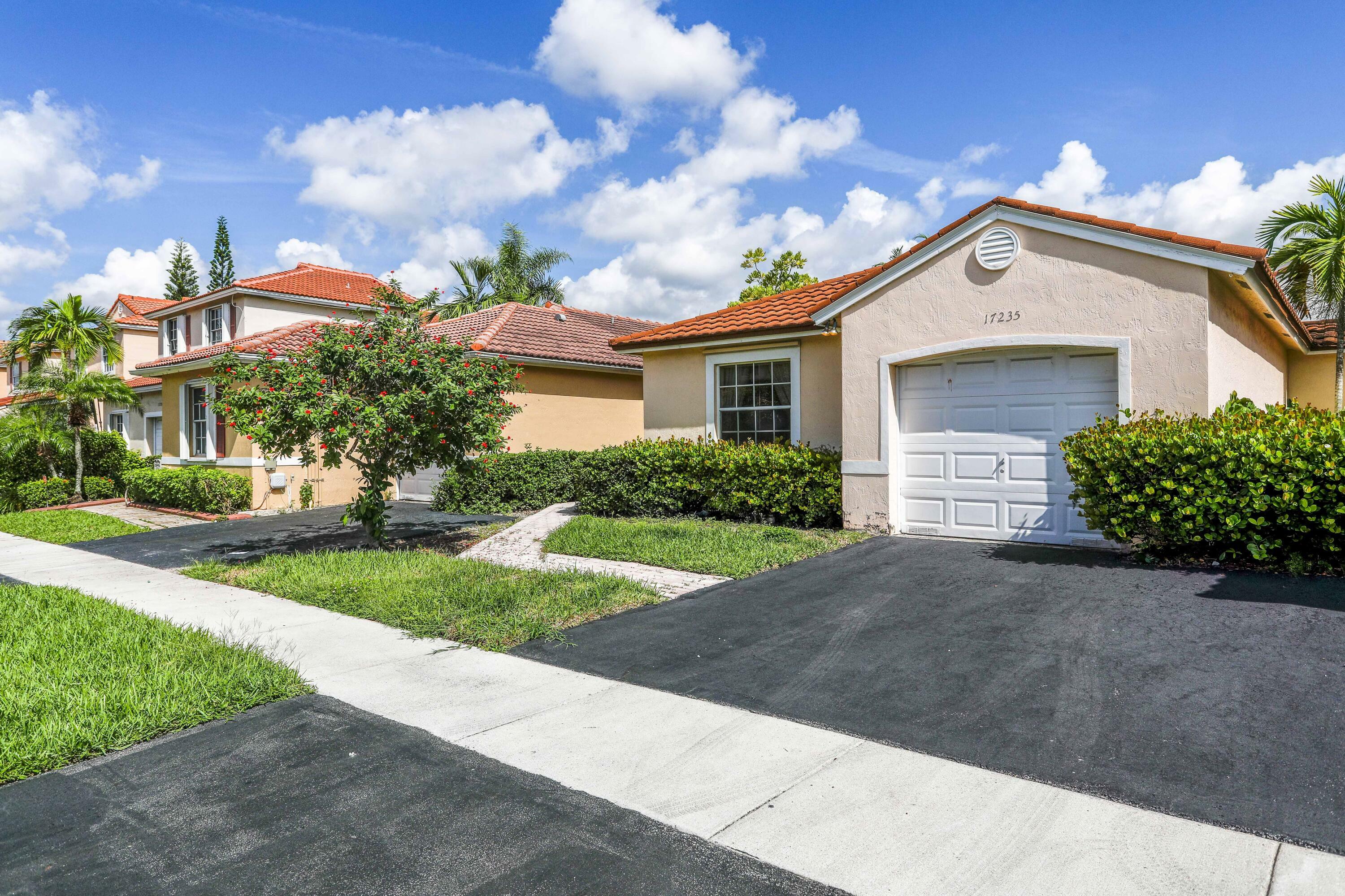 17235 NW 7th Street  Pembroke Pines FL 33029 photo