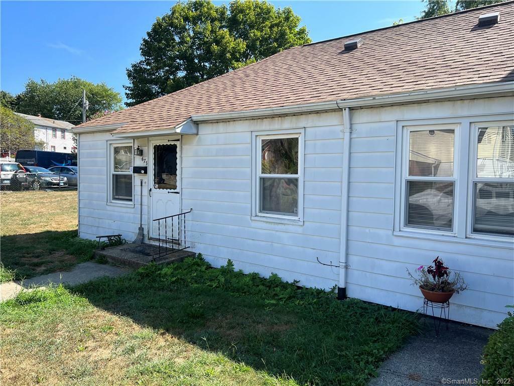 Property Photo: 679 Canaan Road 679 CT 06614