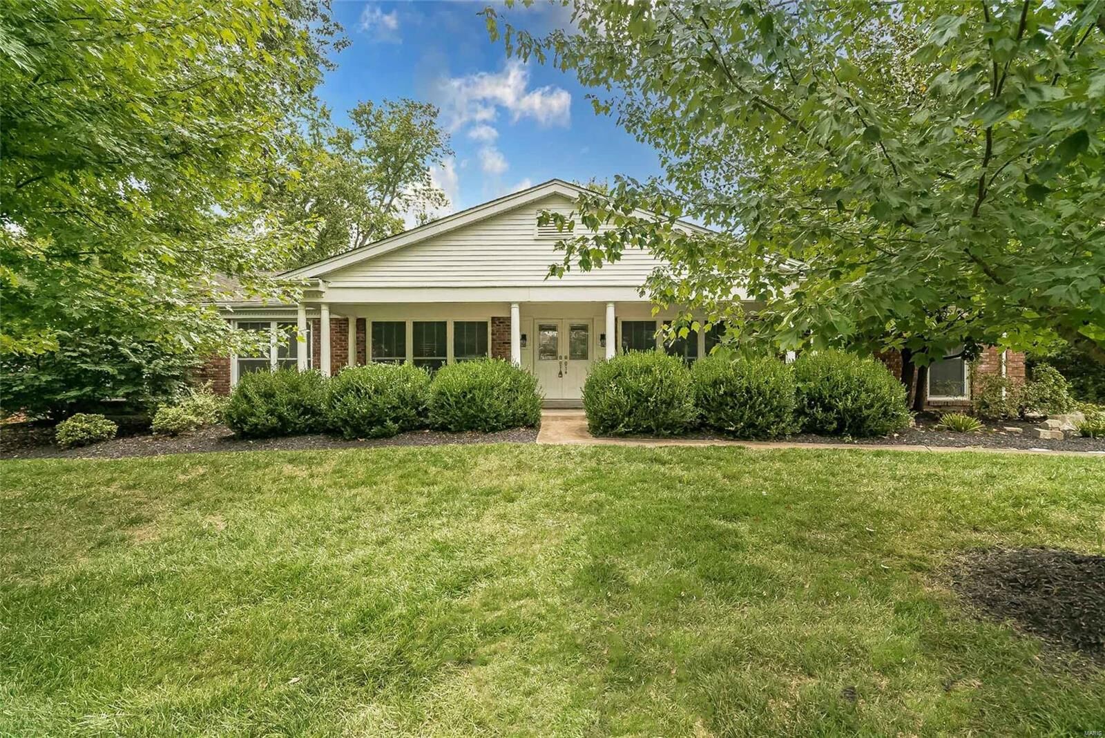 Property Photo:  14136 Parliament Drive  MO 63017 