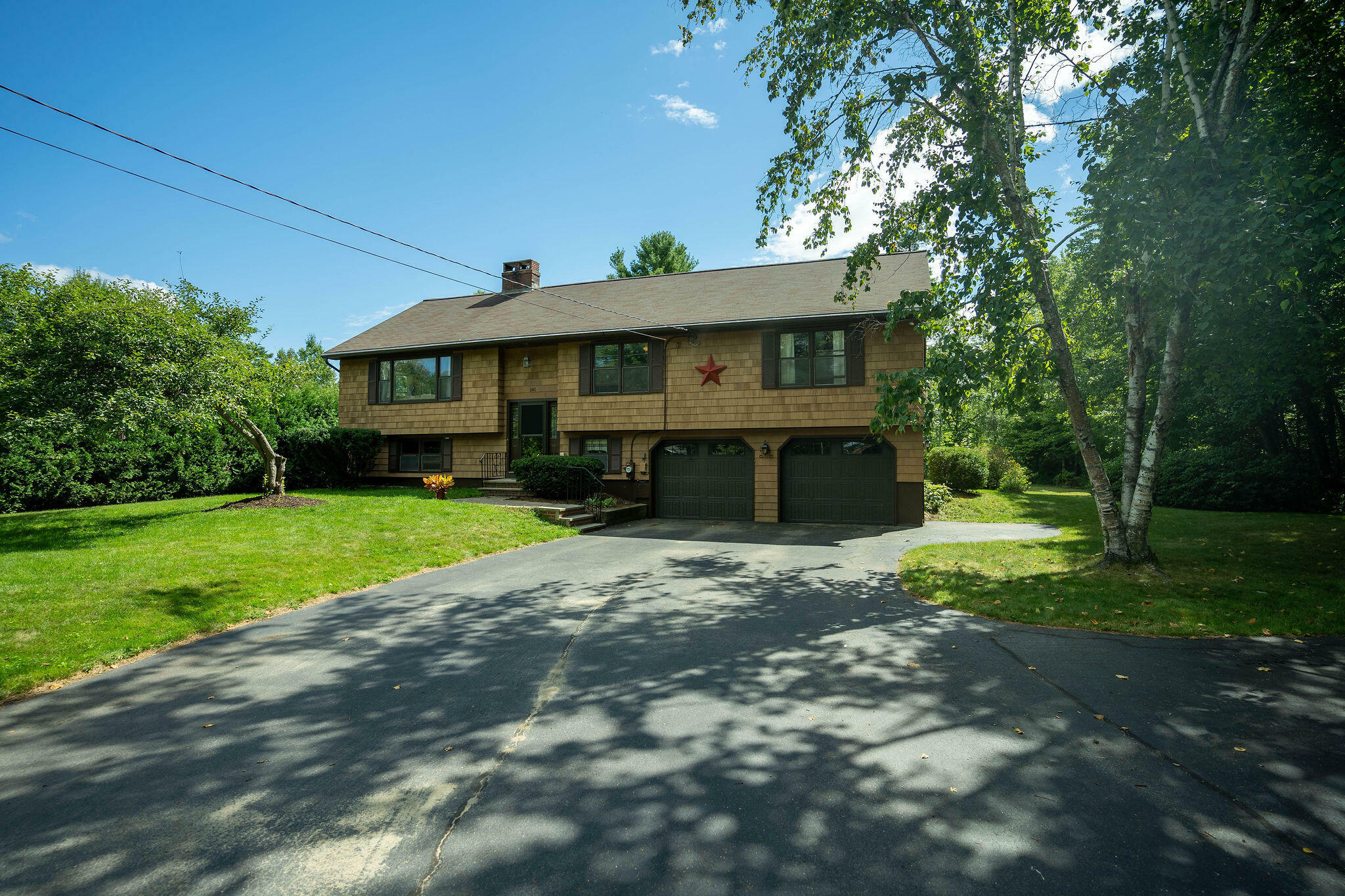 Property Photo: 141 Valview Drive ME 04210