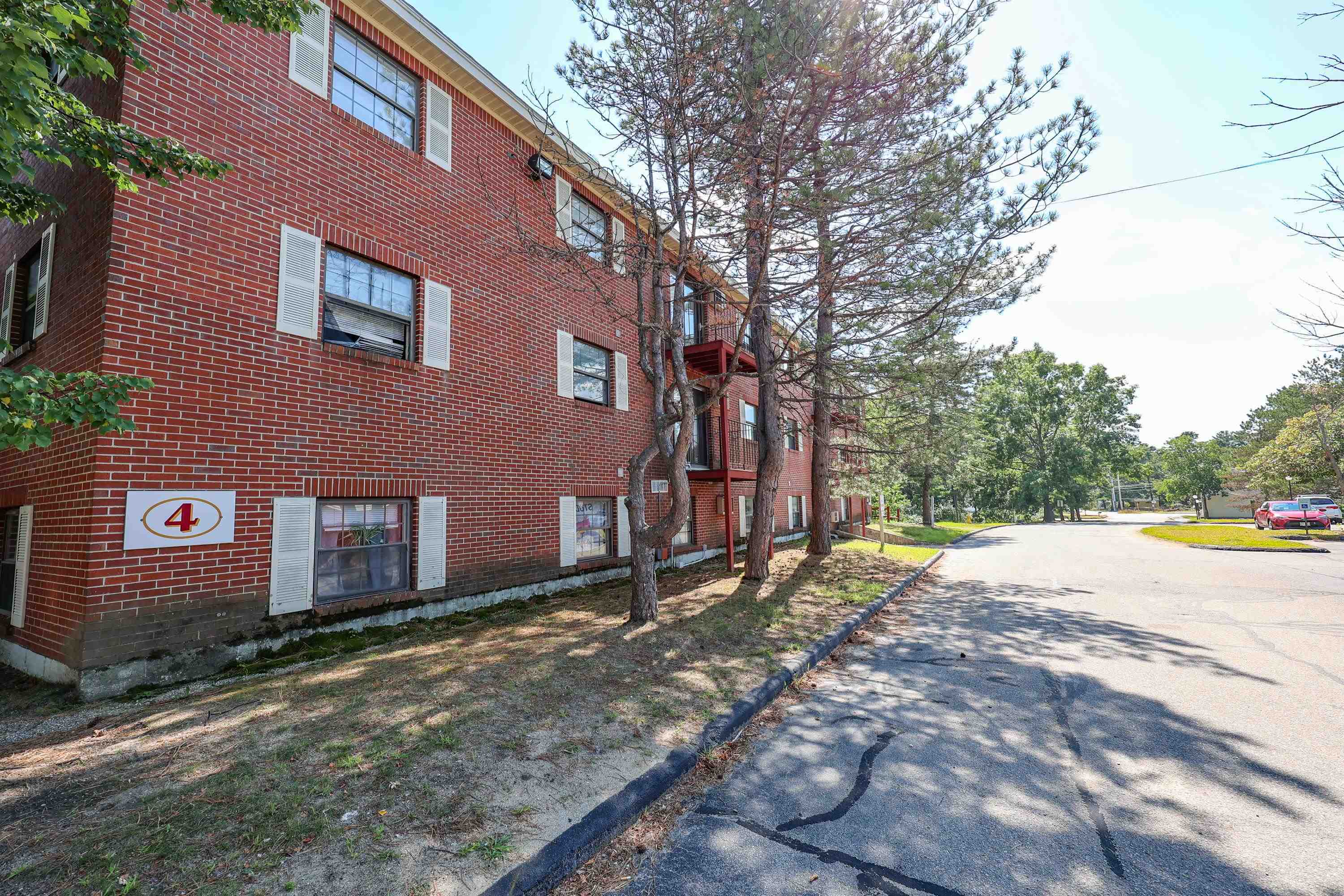 Property Photo: 12 East Side Drive 17 NH 03301