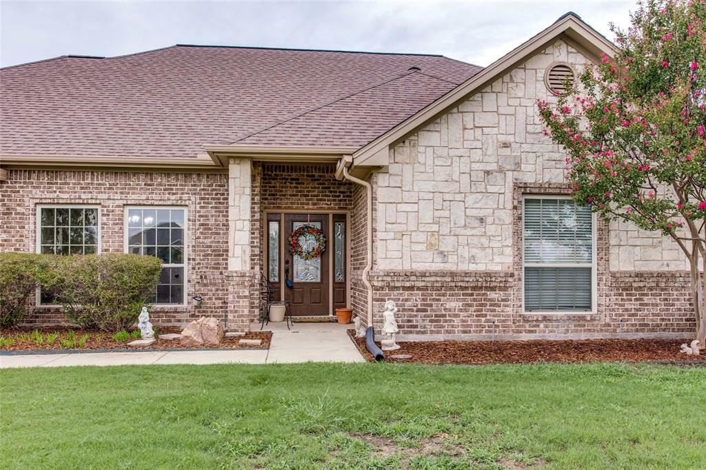 Property Photo:  111 Petes Lane  TX 76259 