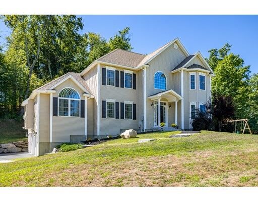 Property Photo:  27 Senter Farm Rd  NH 03051 