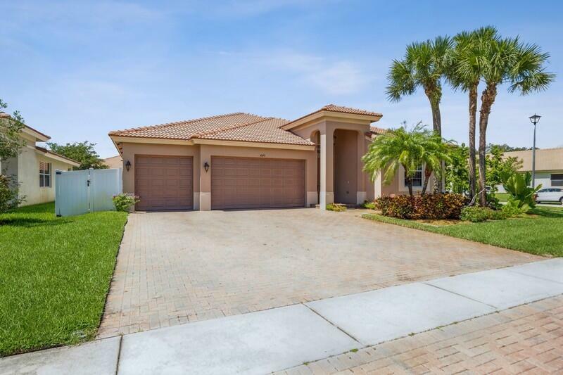 Property Photo:  4149 Worlington Terrace  FL 34947 